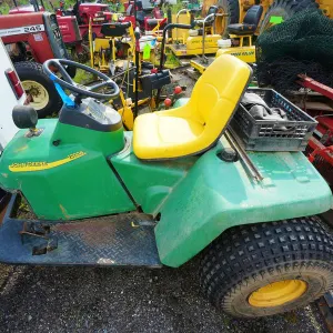 John Deere 1200A 3-Wheel Bunker & Field Rake