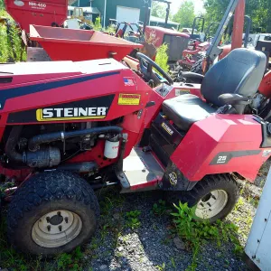 Steiner #450 Diesel with 72" Mowing Deck