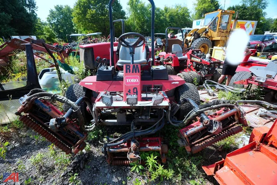 Toro Reelmaster 6700D 4WD Ride-on Fairway Mower