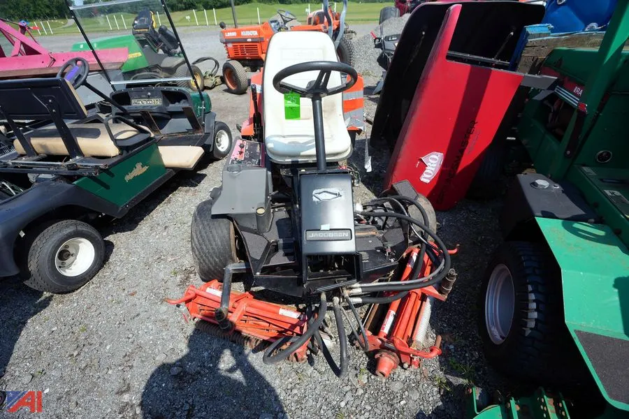 Jacobsen 1962D Ride-on Green King V Reel Mower (Parts Only)