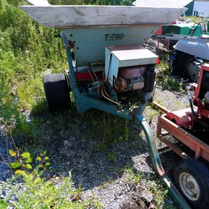 Terracare Terra Topper T-750 Broadcast Spreader and Top Dresser