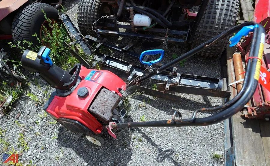Toro #418ZR 18" Walk Behind Snow Thrower