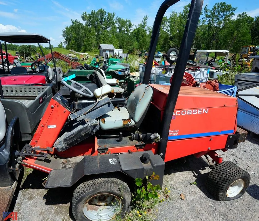 Jacobsen Textron Turf #D628D Tractor (Parts Only)