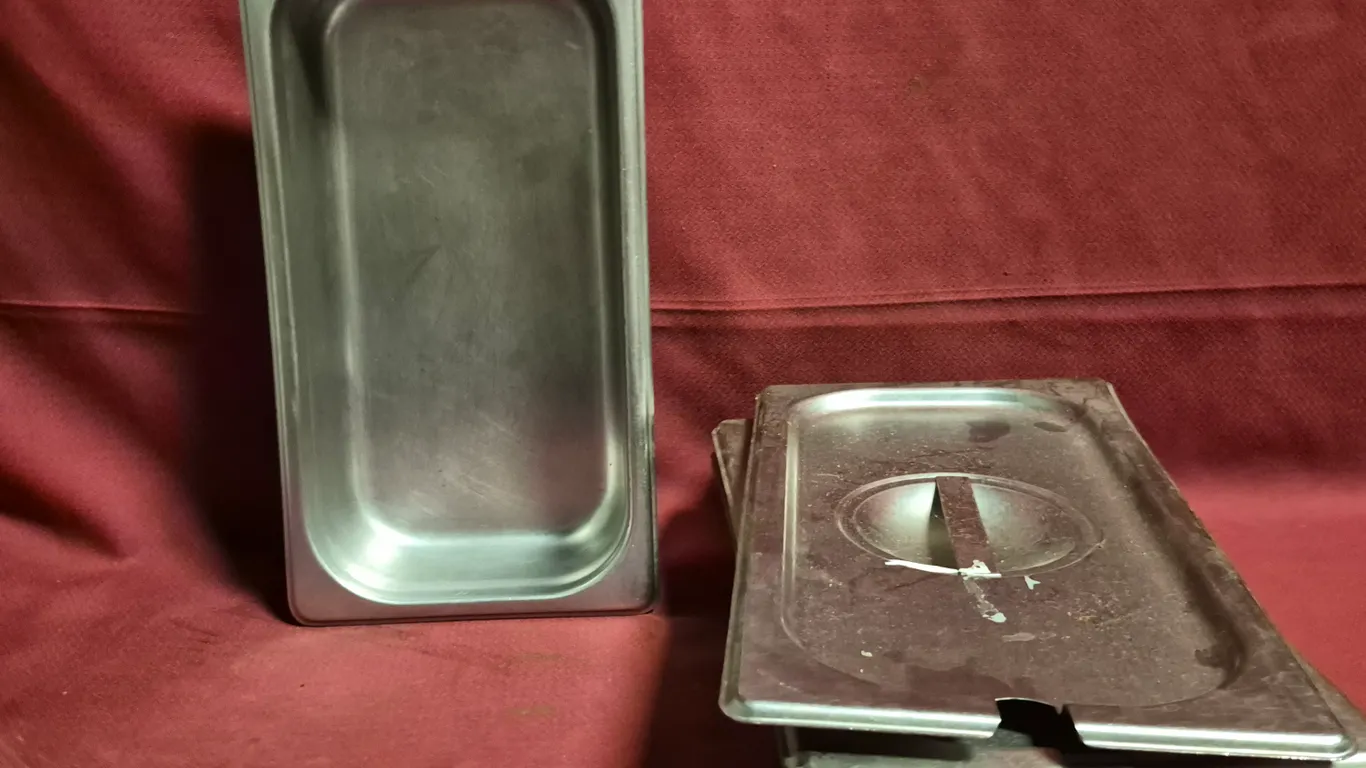 (3) Third Size 2-1/2" Deep Stainless Steel Hotel Pans with Covers