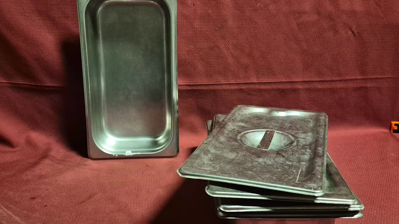 (3) Third Size 2-1/2" Deep Stainless Steel Hotel Pans with Covers