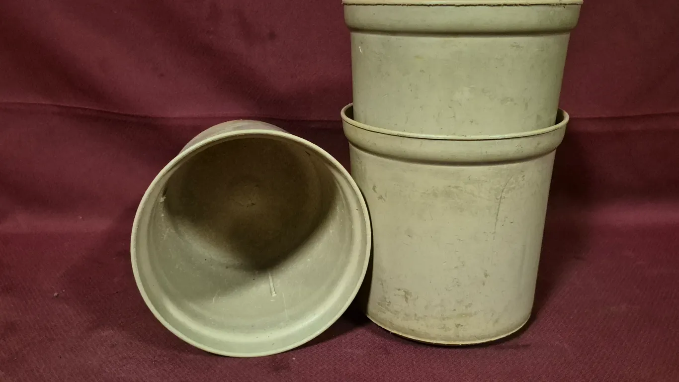 (3) Polycarbonate Crocks