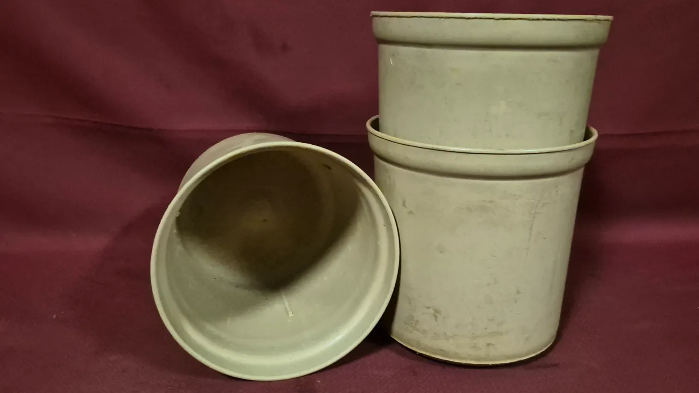 (3) Polycarbonate Crocks