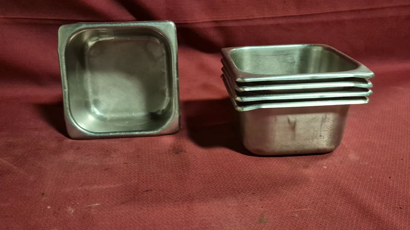 (5) Eighth Size 4" Deep Stainless Steel Hotel Pans with Covers