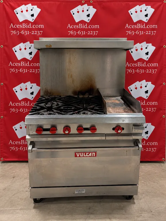 Vulcan 4 Burner Range with 12 Inch Thermostatic Griddle with Full Size Oven - 36" x 30" x 61"