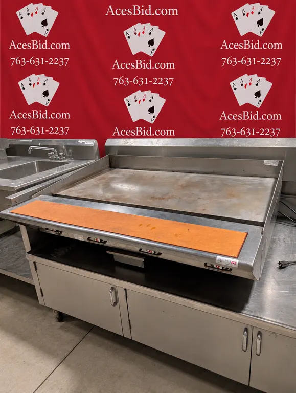 Vulcan 48 Inch Thermostatically Controlled Griddle with Add-On Cutting Board on Front - Model # 948R