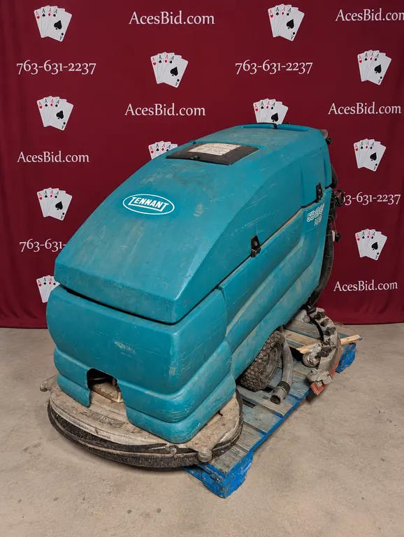 Tennant Floor Scrubber - Model # 5680 ECHO