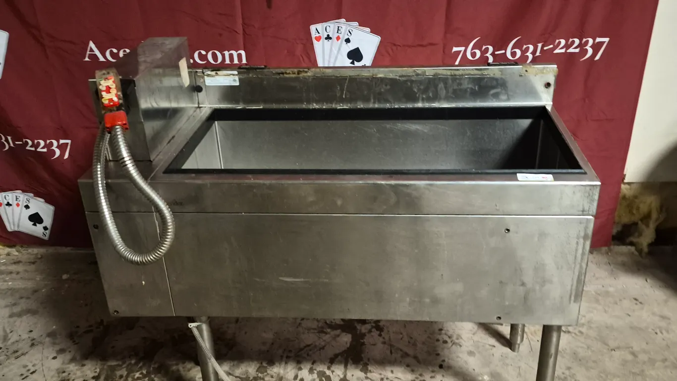 Glas Tender Back Bar Ice Bin with Cold Plate and Soda Gun - Model # IBA-24-CP10 - NSF Approved