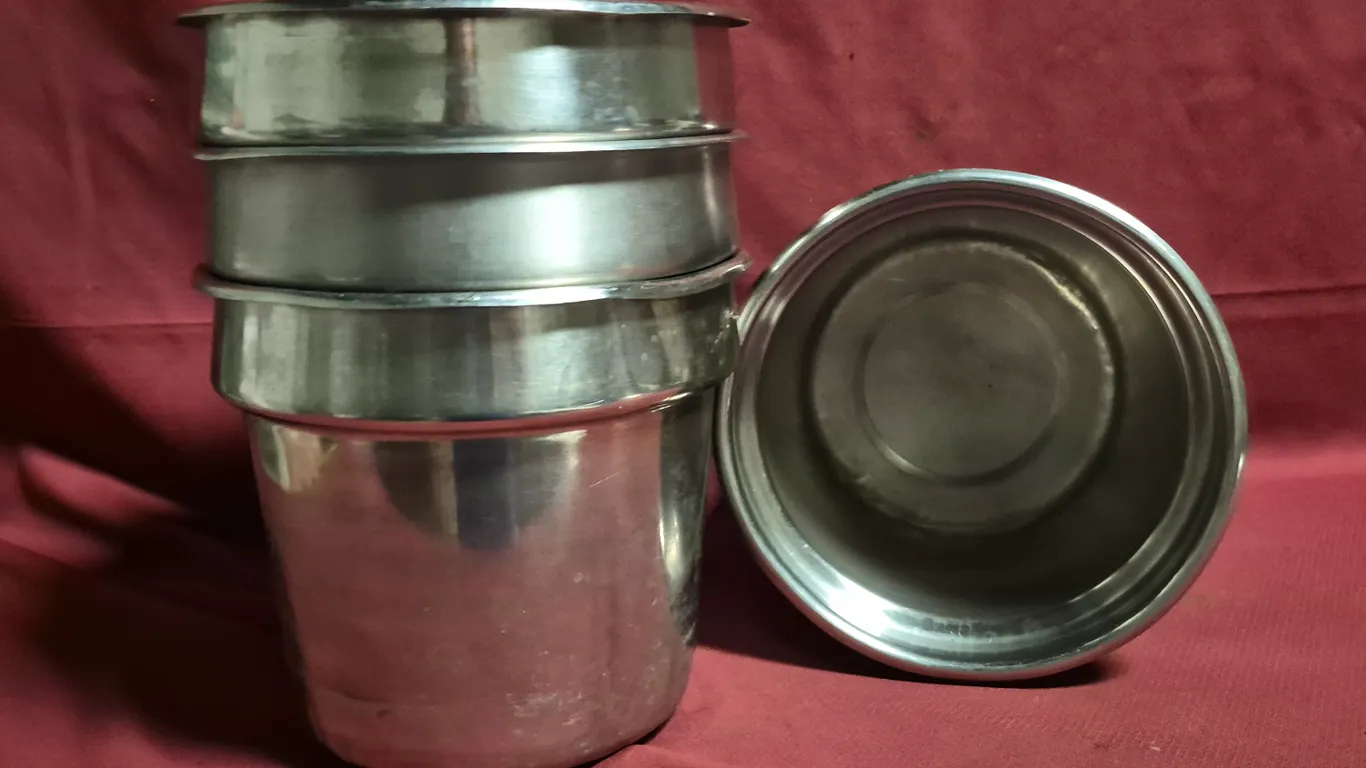 (4) 7qt Stainless Steel Insets