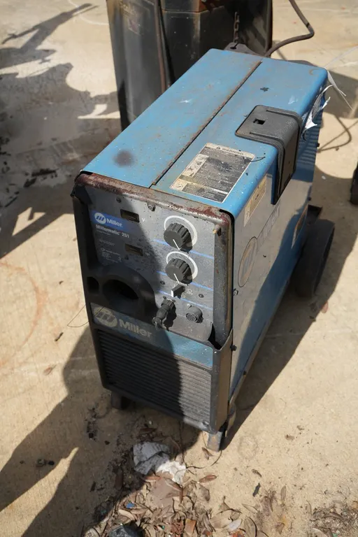 Miller Matic 251 Electric Wire Welder