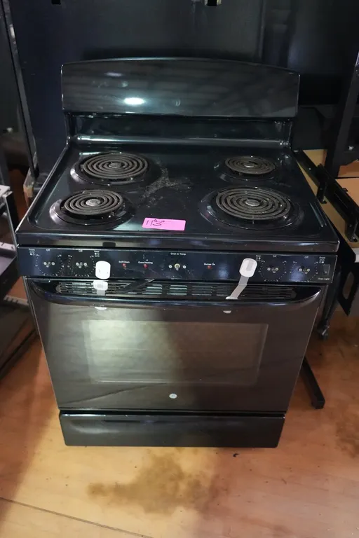 GE Electric Stove