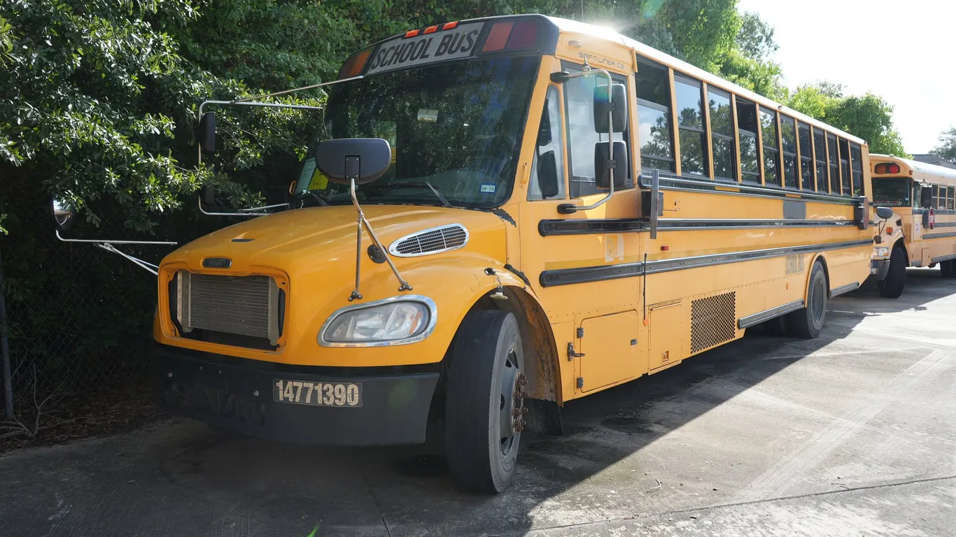 2014 Freightliner Thomas School Bus - Will Need to be Towed