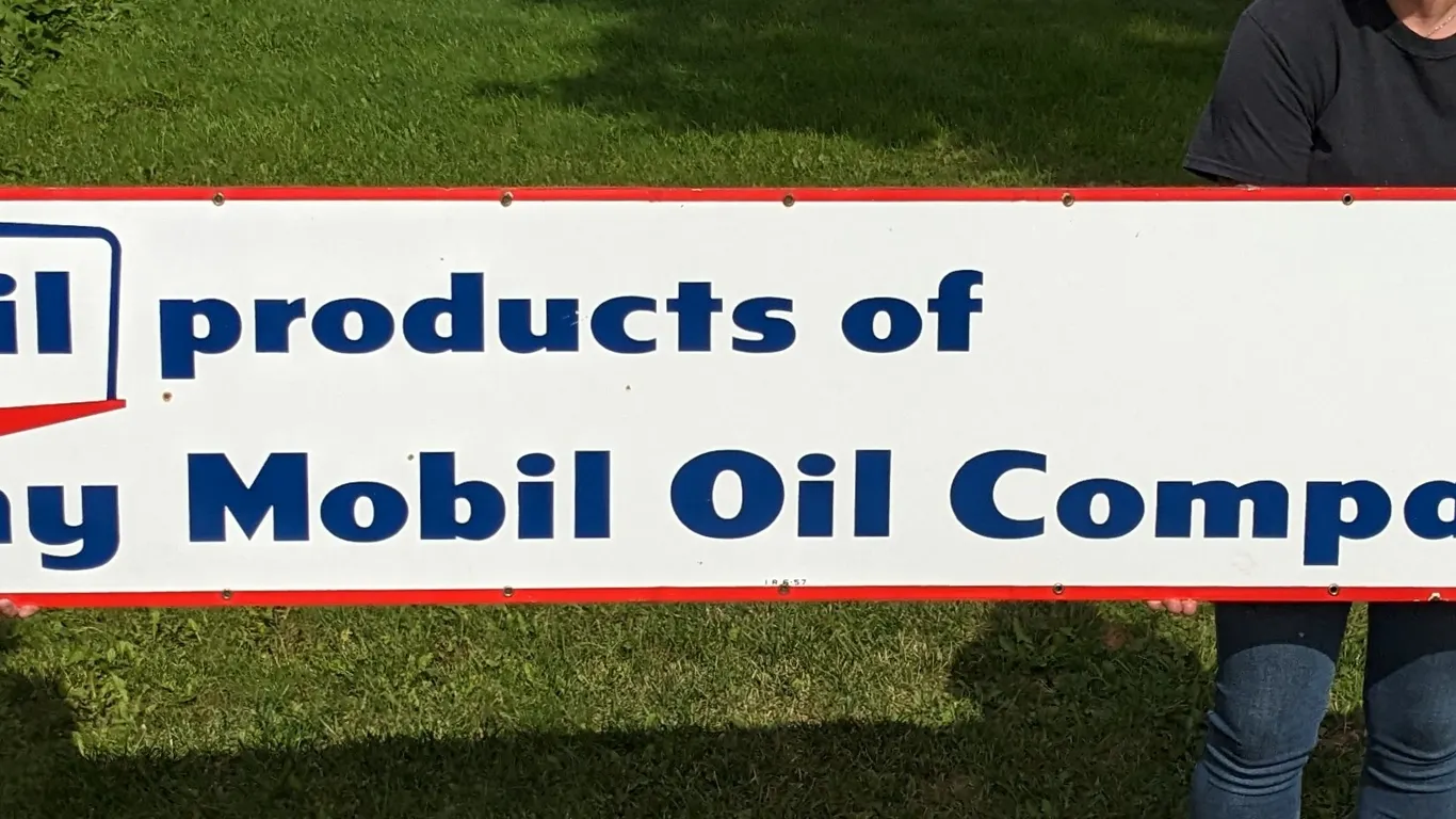 PORCLAIN SIGN MOBIL PRODUCTS OF SOCONY MOBIL OIL COMPANY INC