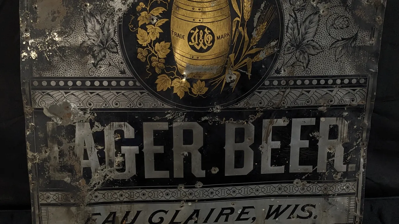 PRE PROHIBITION TIN SIGN JOHN WALTER BREWING CO EAU CLAIRE WISCONSIN