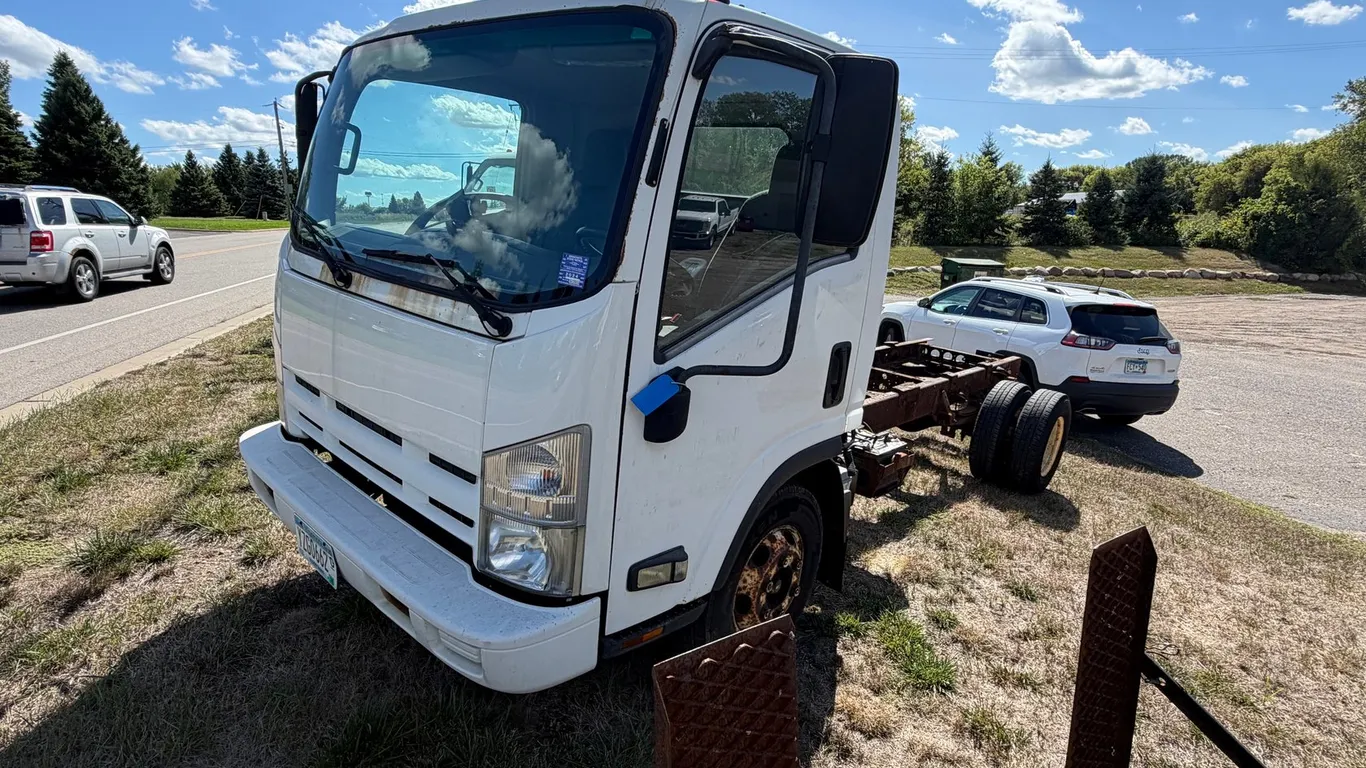 2009 Isuzu/GMC NPR-HD Truck