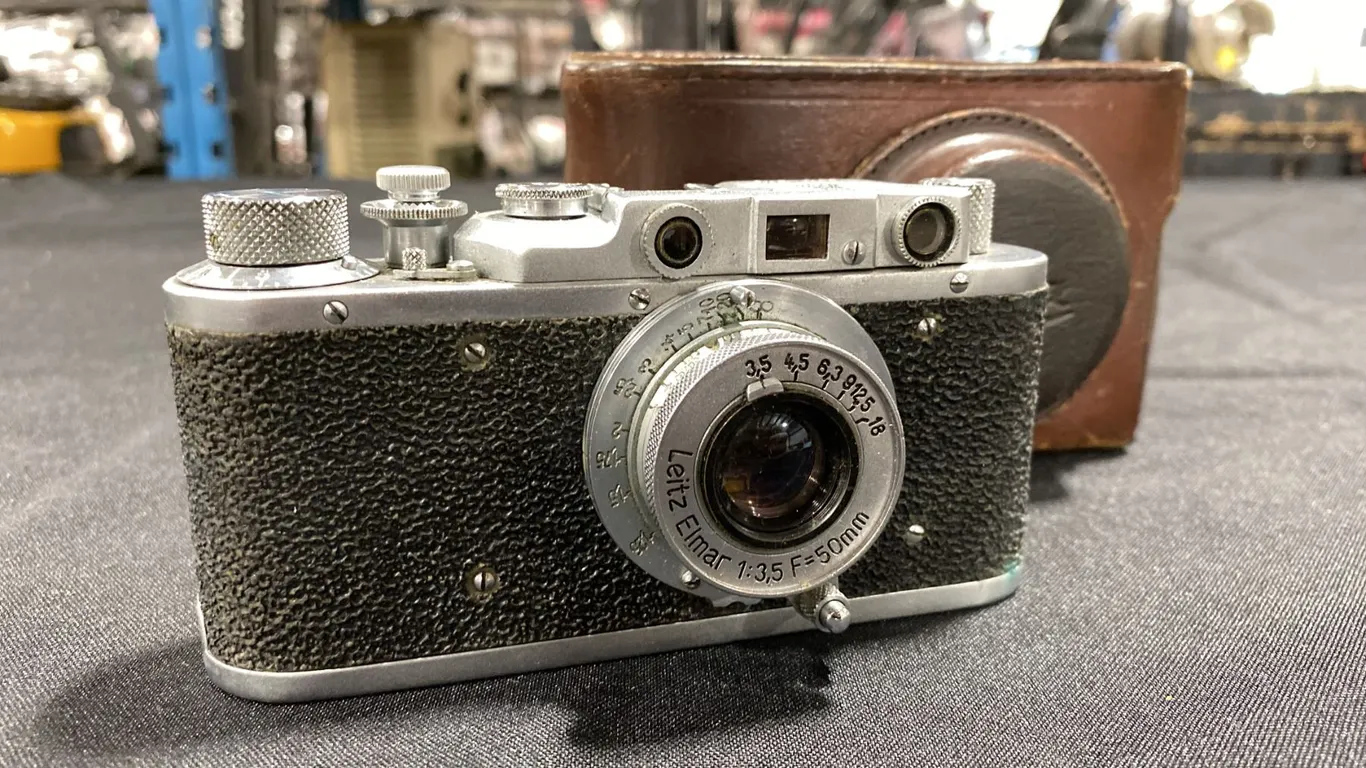 LUFTWAFFE LEICA II (COPY) 35MM FILM CAMERA WITH CASE