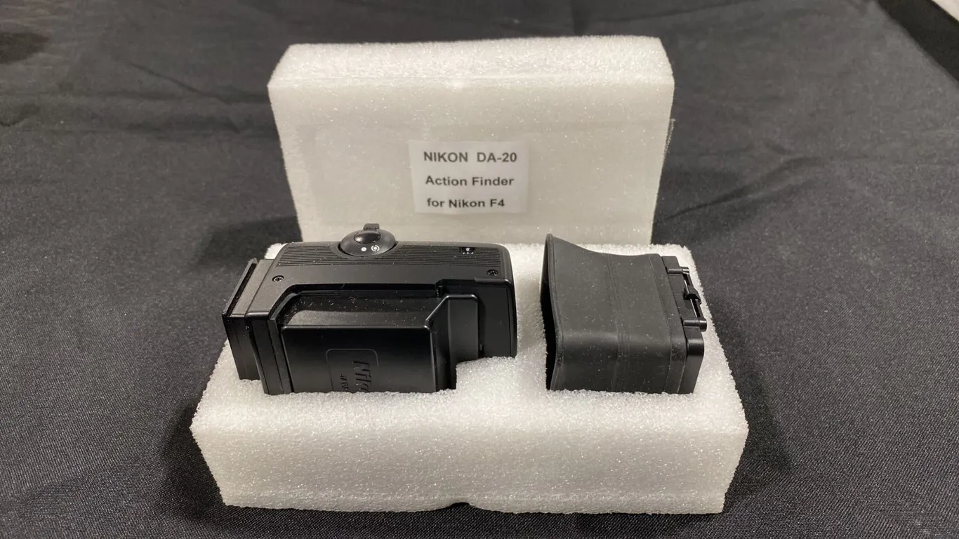 NIKON DA-20 ACTION FINDER *FITS NIKON F4 CAMERA*