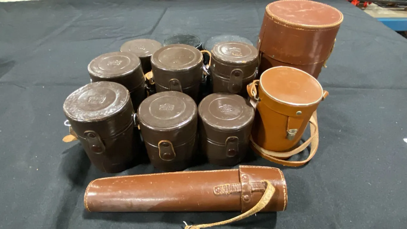 GROUP OF ASSORTED VINTAGE CAMERA LENS CASES & CAMERA TRIPOD CASE