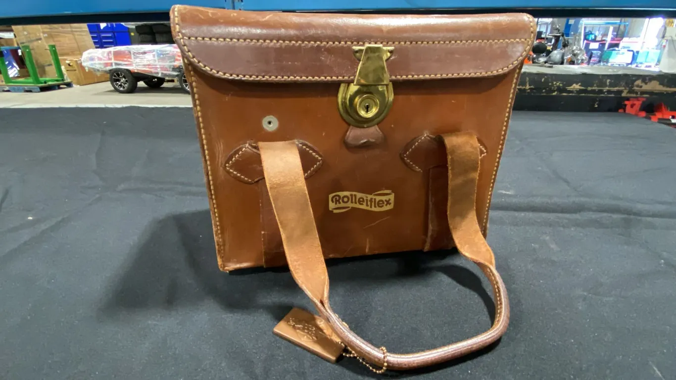 PERRIN CALIFORNIA ROLLEIFLEX VINTAGE BROWN LEATHER CAMERA BAG WITH KEY