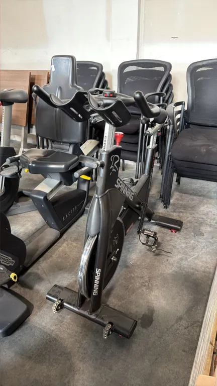 STAR TRAC SPINNER NXT BLACK BELT EDITION HEAVY COMMERCIAL INDOOR CYCLING STATIONARY BIKE