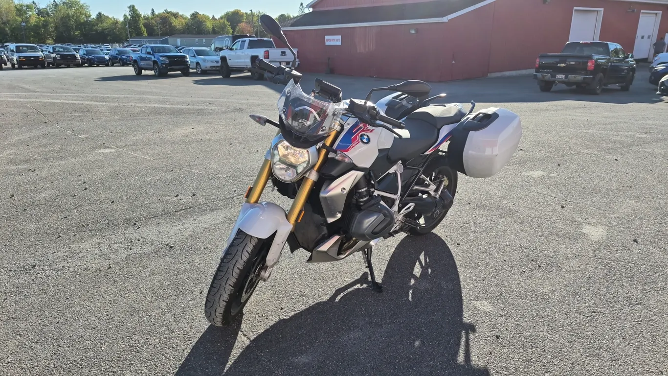 2022 BMW R 1250R