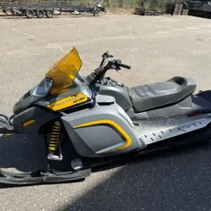 2006 Skidoo Freestyle Snowmobile