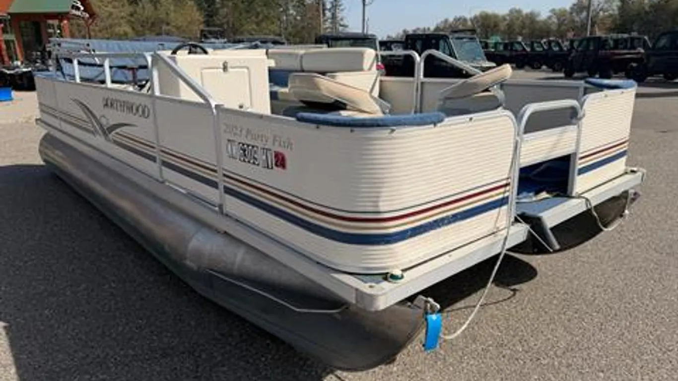 2001 Northwood 2023 Party Fish Pontoon