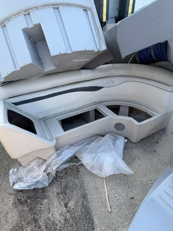 Pontoon Seat