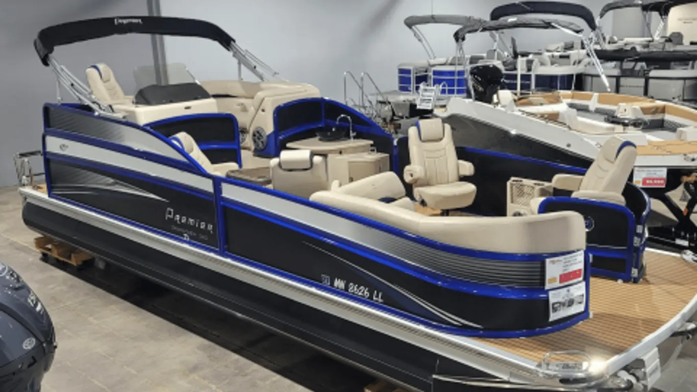 2016 Premier 260 Grand View Pontoon