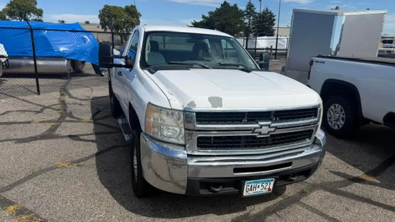 2010 Chevy Silverado 4x4 2500 Pick Up