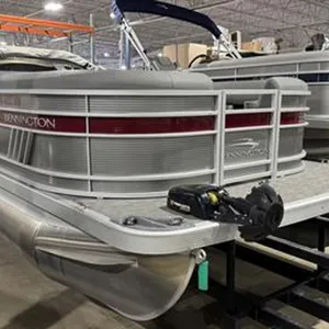 2023 Bennington 22 LSB Pontoon