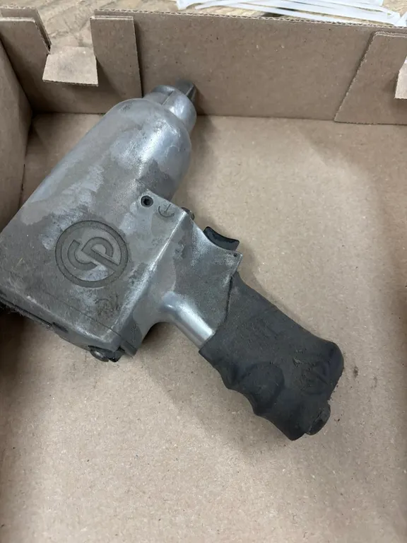 Central Pneumatic 1/2" Air Impact