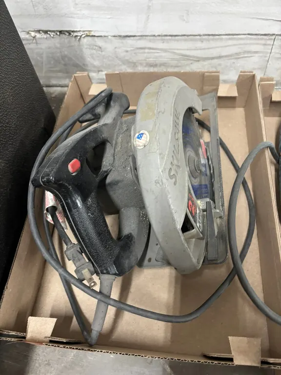 7" Corded Skilsaw Circular Saw