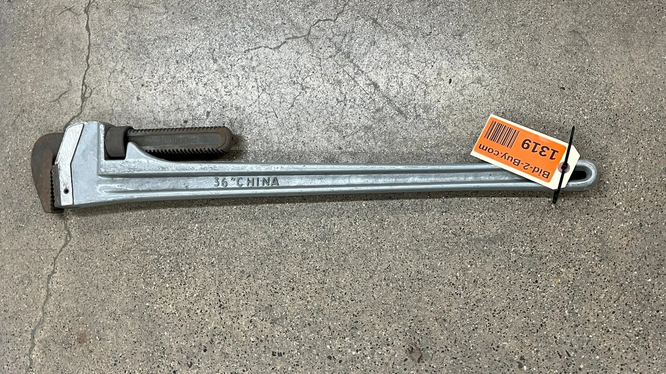 36" Pipe Wrench