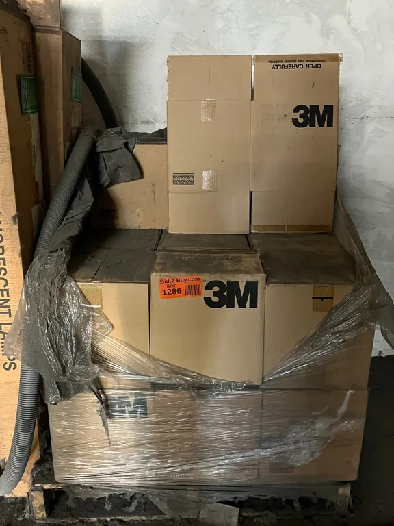 Pallet of 3M Cardboard Flats