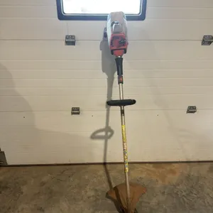 Weed trimmer good compression