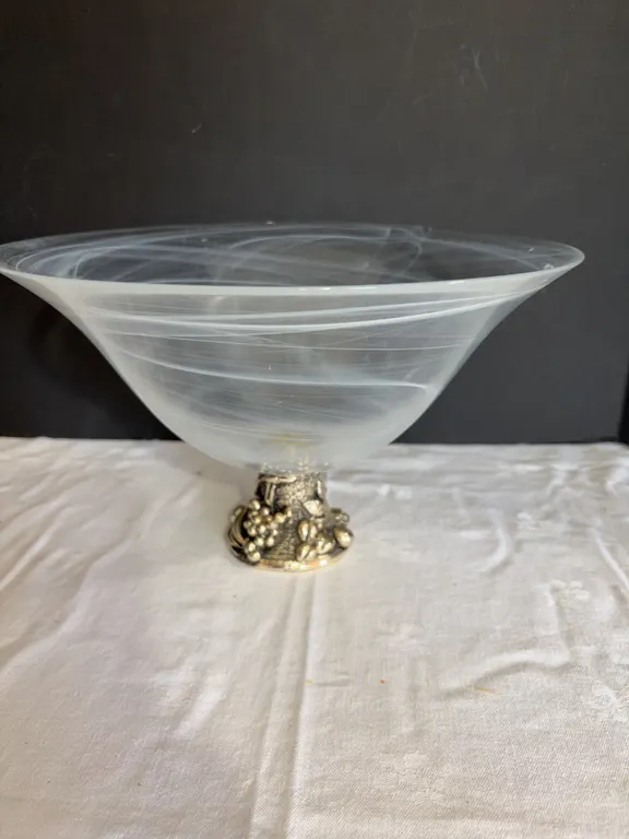 Pedestal Bowl