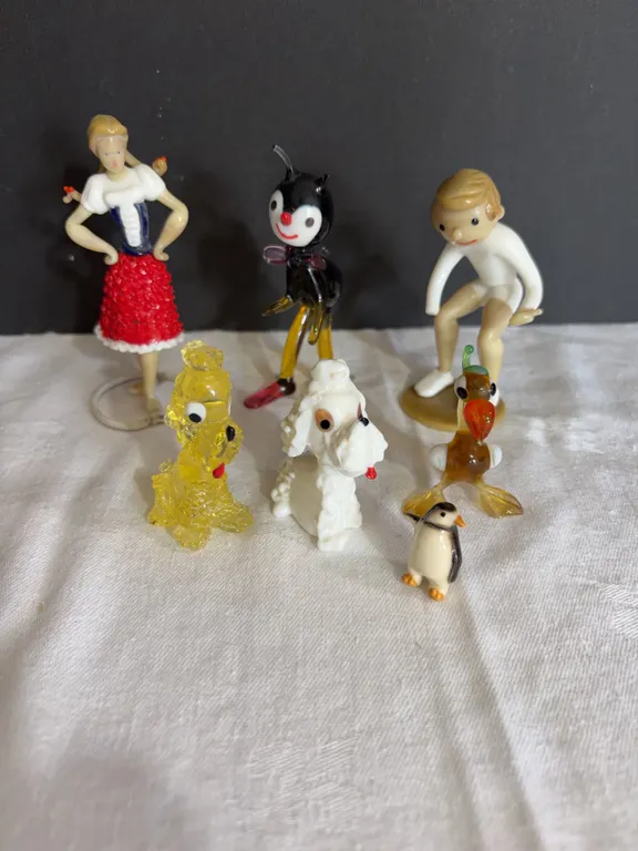 Tiny Brychta-Style Blown Glass Figurines