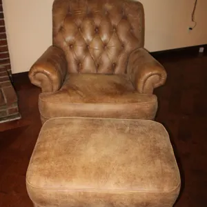 Tufted Leather Chair & Ottoman