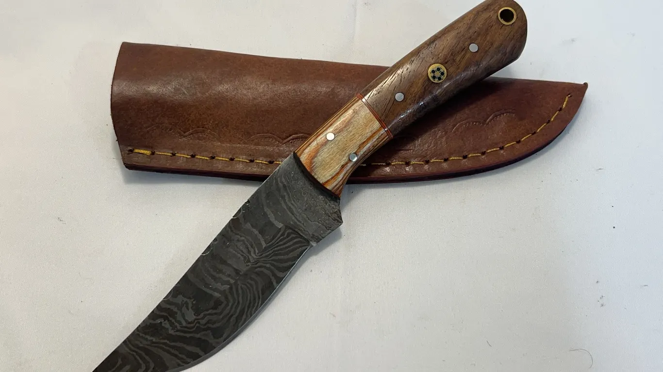 Custom Damascus Hunting Knife