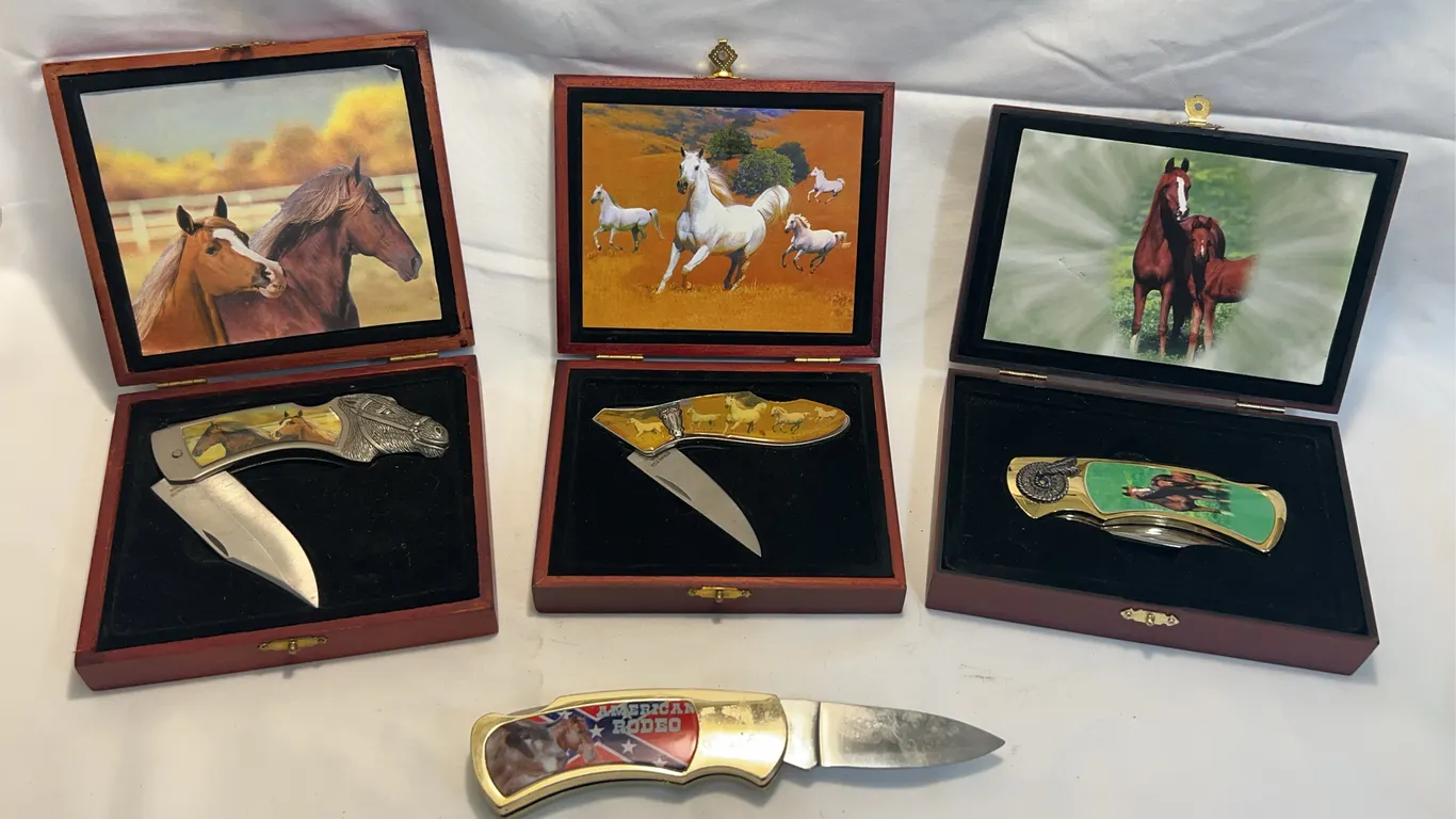 Horse Collector Pocket Knives