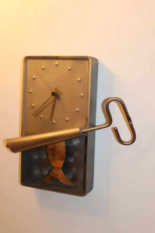 Fish Tin Wall Clock