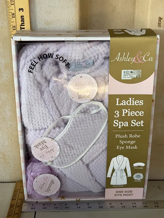 New Ashley & Co. Ladies 3 Pc Spa Set, 1 Size Fits Most