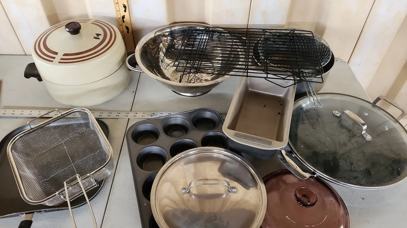 Assorted Pots, Pans, Etc.