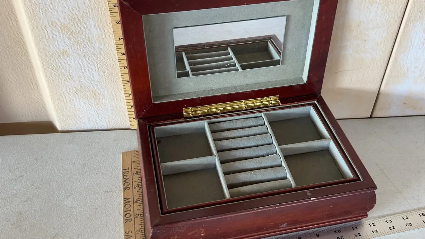 Wood Jewelry Box W/Tray 11.5"X7.5"X4"