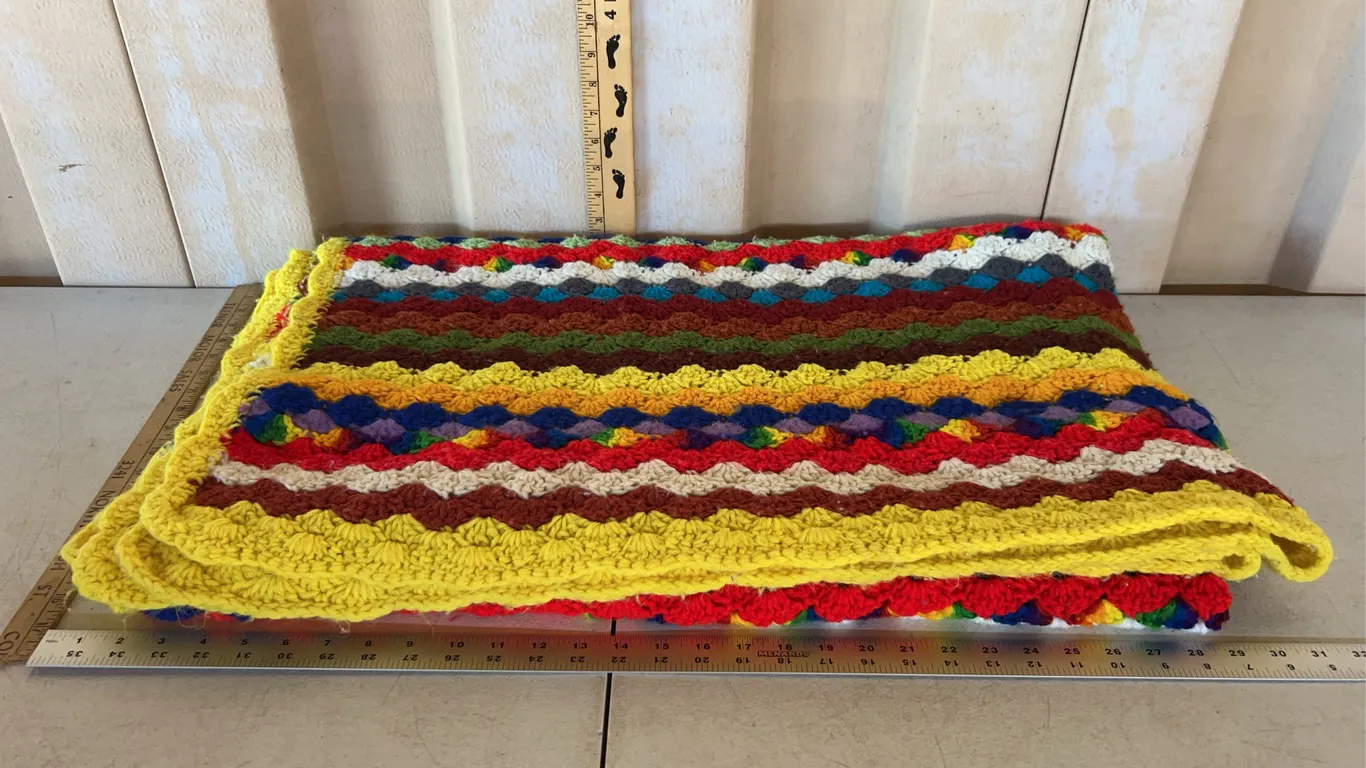 Handmade Crocheted Afghan Throw/Twin Size